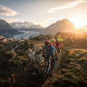 Mountainbikestrecken: Stoneman Glaciara - das Fünf-Sterne-Mountainbike-Erlebnis in der Schweiz.
127 km  - 4700 Höhenmeter
Foto: (c)aletscharena.ch / Pascal Gertschen - Aletsch Arena