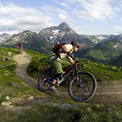 Mountainbikestrecken: Kleinwalsertal Tourismus eGen | Fotograf: @Markus Greber - Kleinwalsertal