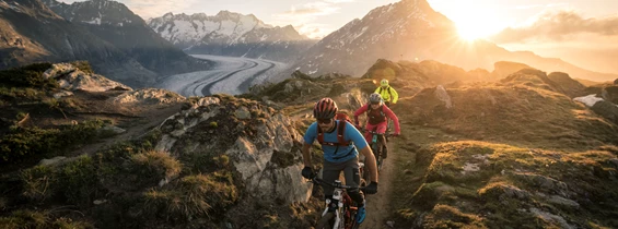 Mountainbike Region: Stoneman Glaciara - das Fünf-Sterne-Mountainbike-Erlebnis in der Schweiz.
127 km - 4700 Höhenmeter
Foto: (c)aletscharena.ch / Pascal Gertschen - Aletsch Arena