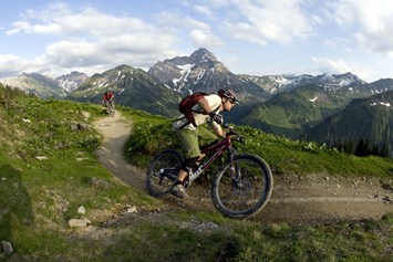 Mountainbike Region: Kleinwalsertal Tourismus eGen | Fotograf: @Markus Greber - Kleinwalsertal